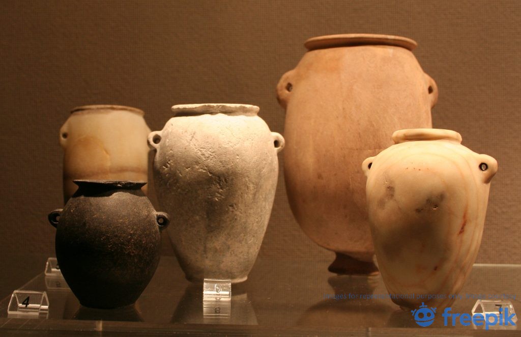 Vessels from the predynastic period (4th millennium BC)